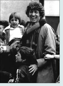 Tom Baker With Fans